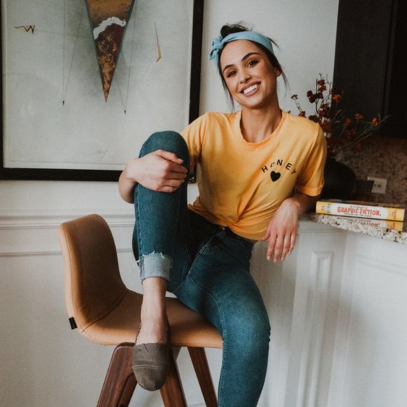 Yellow Short Sleeve Twist Hem Tee - Picture 2 of 3